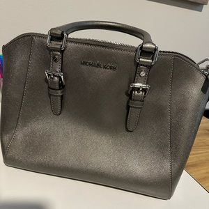 Brand mew Michael Kors MK purse